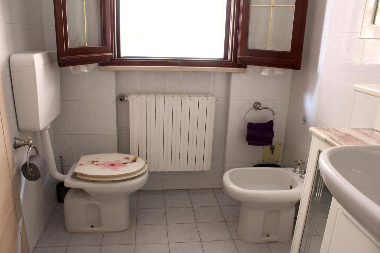 Porta Del Carmine Panzió Comacchio Kültér fotó